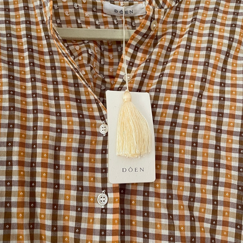 Doen Scarlett Top in Orange Plaid - Picture 4 of 9